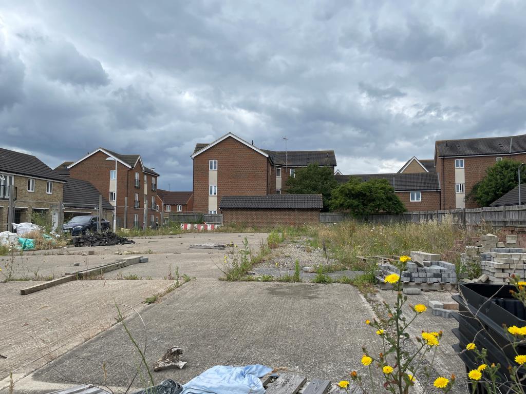 Lot: 105 - FREEHOLD LAND WITH POTENTIAL -